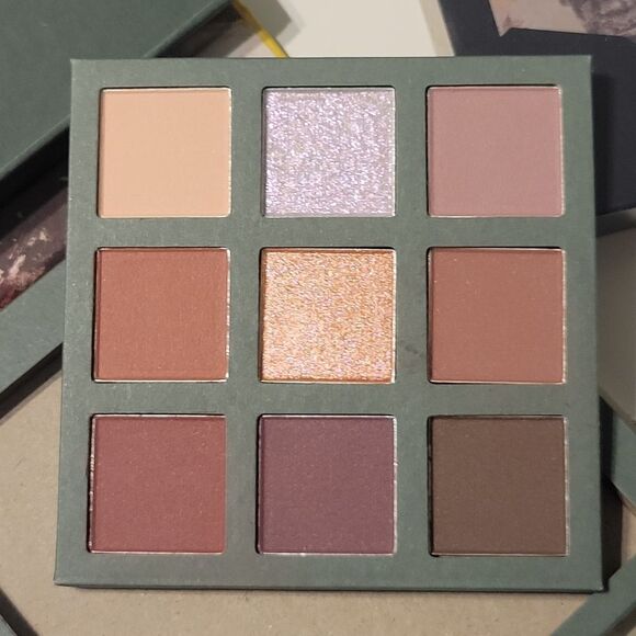 MODERN MUSE REVOLVE PLEY BEAUTY 9 COLOR TAN BROWN EYESHADOW PALETTE NEW NWT - Picture 5 of 6